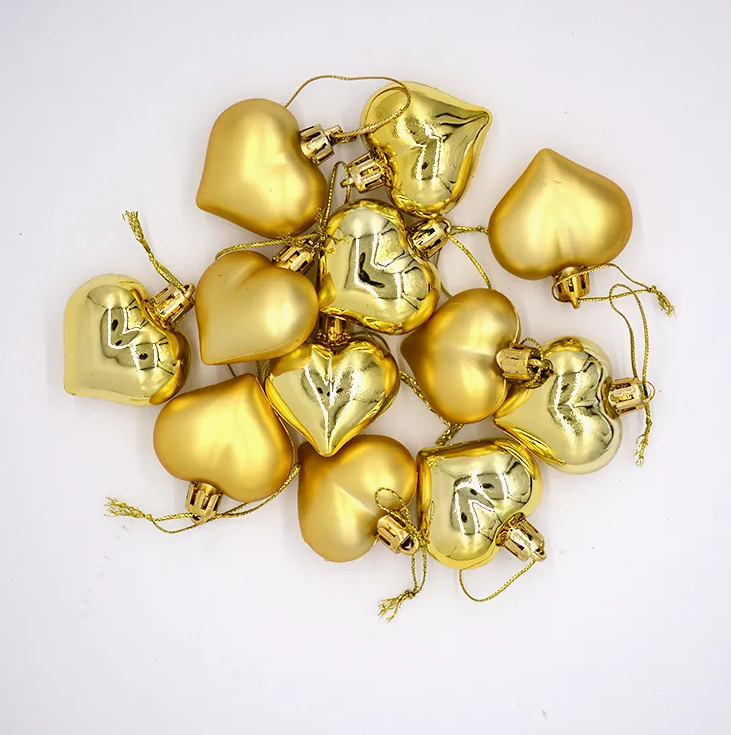 Wholesale Plastic Heart-Shaped Christmas Ornaments for Holiday Decoration